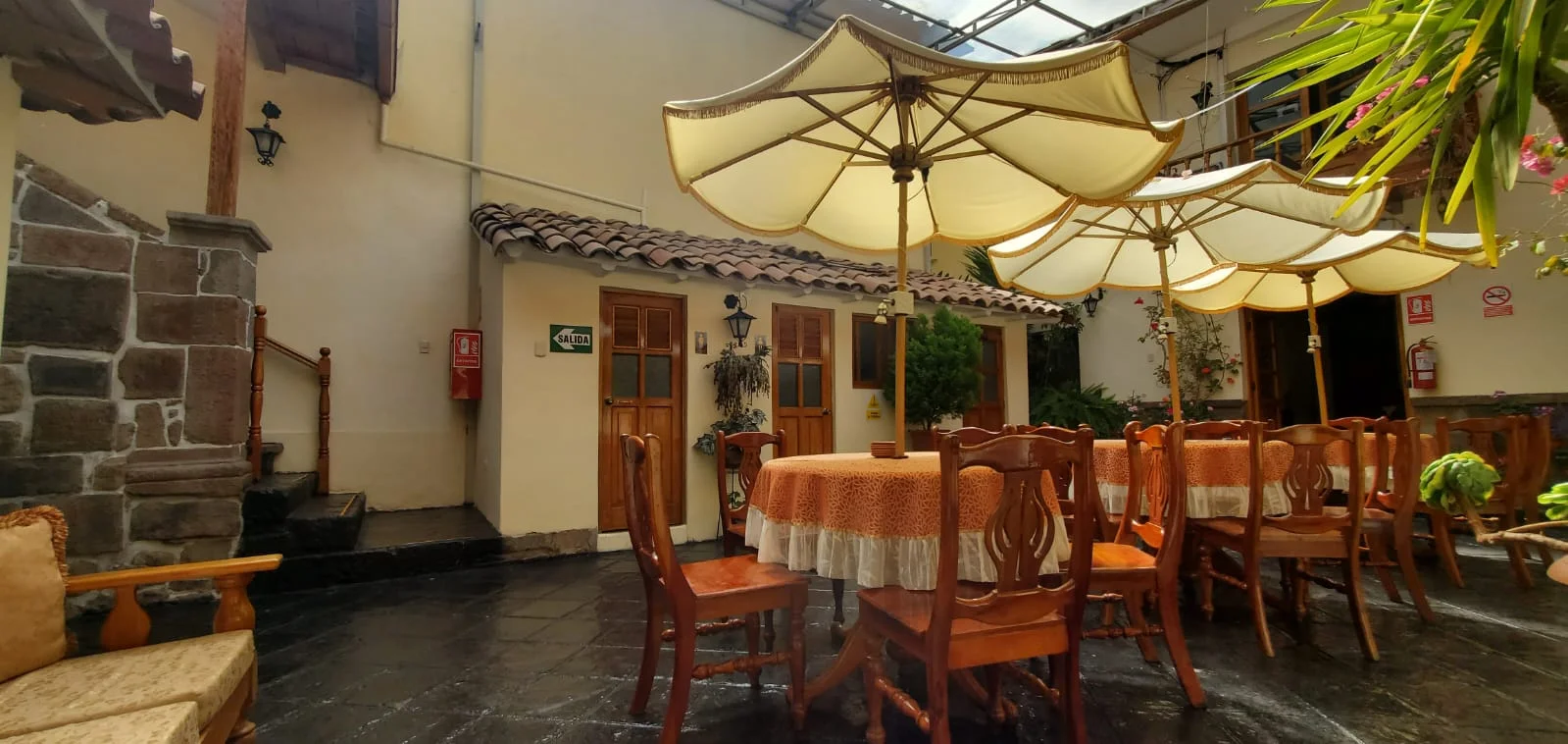 Hotel Midori